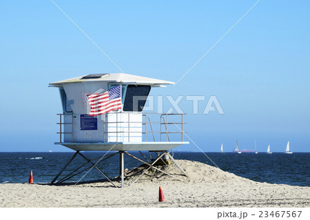ロングビーチのライフガード監視台 海の安全を守る ロングビーチのライフガード監視台 海の安全を守る 23467567