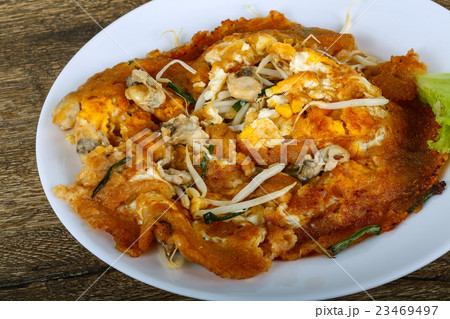 Omelet with oyster 23469497