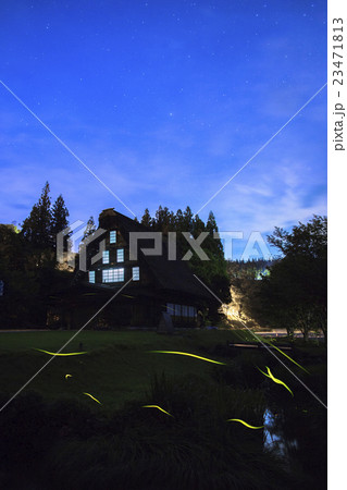 【岐阜県】白川郷のホタルと合掌造りと満天の星 23471813