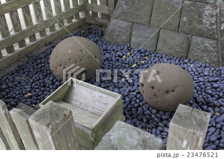 鎌倉 御霊神社 袂石 手玉石 鎌倉 御霊神社 袂石 手玉石 23476521