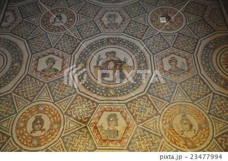 シチリア島ピアッツァ・アルメリーナ:カサーレの古代ローマの別荘 シチリア島ピアッツァ・アルメリーナ:カサーレの古代ローマの別荘 23477994