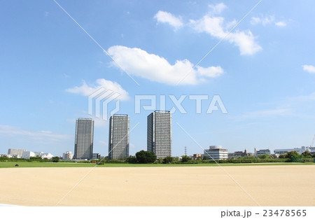 リバ－サイドのタワ－マンション 23478565