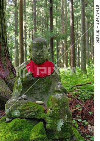 信州の文化財 名工 守屋貞治の石仏 賽の河原地蔵尊 正面縦 (駒ヶ根市光前寺) 信州の文化財 名工 守屋貞治の石仏 賽の河原地蔵尊 正面縦 (駒ヶ根市光前寺) 23479419