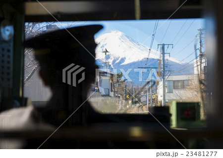 fuji mountain views from a train, driver 23481277