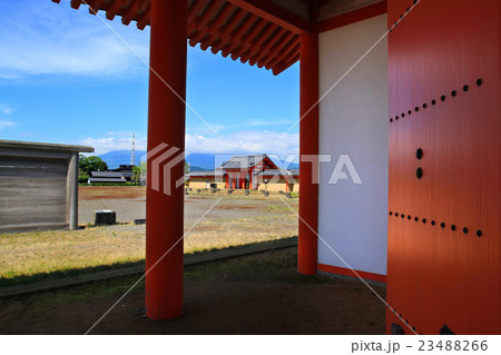 城輪柵跡　政庁南門から政庁東門を望む 23488266