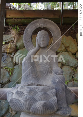 信州 岡谷 照光寺 名匠 守屋貞治 か羅陀山地蔵尊 正面 縦 岡谷市文化財指定 信州 岡谷 照光寺 名匠 守屋貞治 か羅陀山地蔵尊 正面 縦 岡谷市文化財指定 23489322
