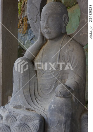 信州　岡谷　照光寺　名匠　守屋貞治　か羅陀山地蔵尊　左俯瞰　縦　岡谷市文化財指定 23489323