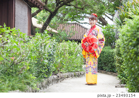 沖縄　琉装 23493154