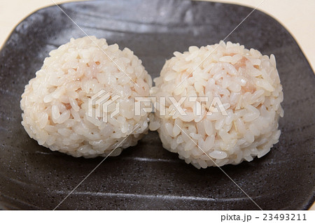 おいしい肉団子のもち米蒸し 23493211