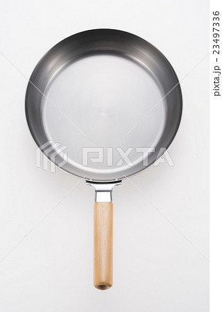 IH対応の鉄製フライパン 23497336