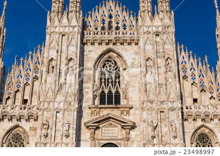 Duomo Cathedral of Milan Italy 23498997