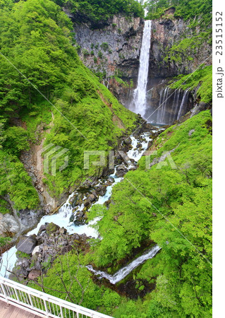 奥日光　華厳の滝 23515152