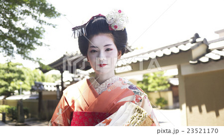 舞妓さん 京都観光イメージ 23521170