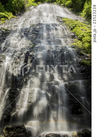 昼間の滝（日本の滝百選 龍双ケ滝） 23523238