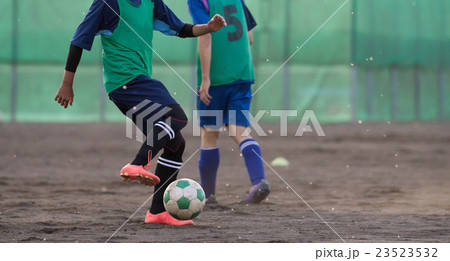 サッカー　フットボール 23523532