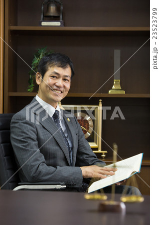 弁護士 イメージ 弁護士 イメージ 23523799