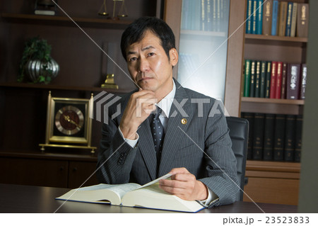 弁護士 イメージ 弁護士 イメージ 23523833