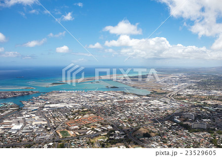 旧日本軍が見ただろう真珠湾へ向かう景色 23529605