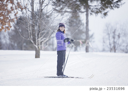 クロスカントリースキー 23531696