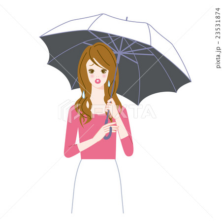 傘と女性　困る 23531874