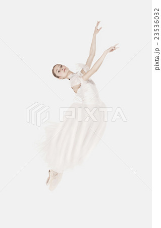 Romantic Beauty. Retro Style ballerina Romantic Beauty. Retro Style ballerina 23536032