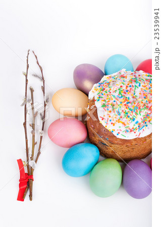 Easter cake and painted eggs Easter cake and painted eggs 23539941