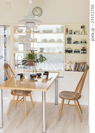 ミドルライフスタイル 23552700