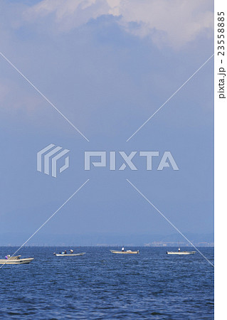 宍道湖のシジミ船 23558885