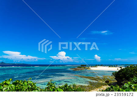 【沖縄県】夏の海 【沖縄県】夏の海 23559172