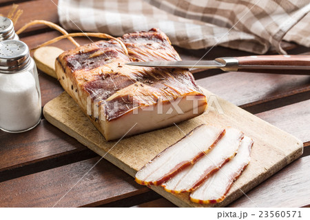 sliced smoked bacon sliced smoked bacon 23560571
