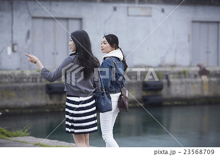 女子旅　観光 23568709