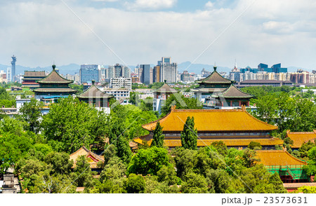 View of Shouhuang Palace in Jingshan Park - 23573631