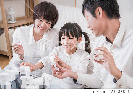家族 23582811