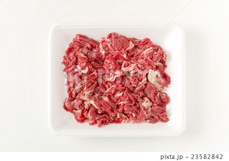 牛肉肩ロース切り落とし 23582842