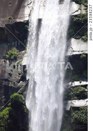 那智の大滝 23588237