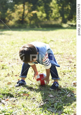 子ども 23599478