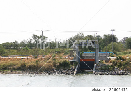 floodgate on countryside floodgate on countryside 23602455