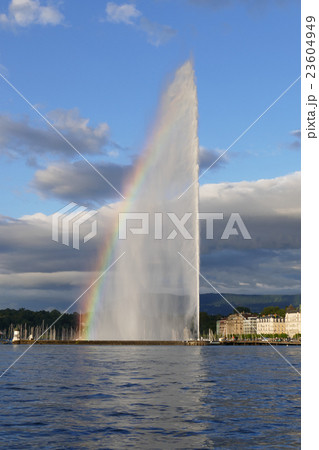 レマン湖の大噴水 ジュネーブの写真素材