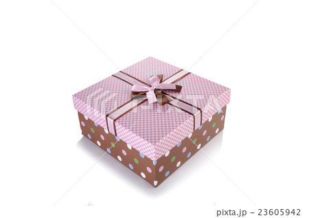 Giftboxes isolated on the white background Giftboxes isolated on the white background 23605942