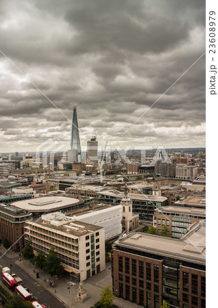 セントポール大聖堂からみたサザーク 23608979