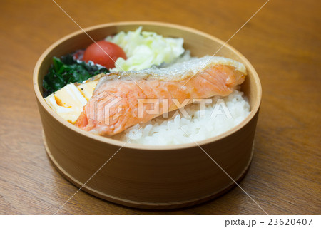 シャケ弁 23620407