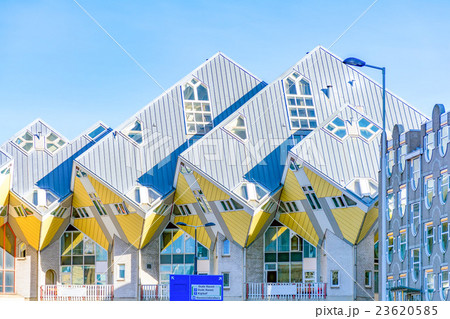 オランダ　ロッテルダムのキューブハウス 23620585