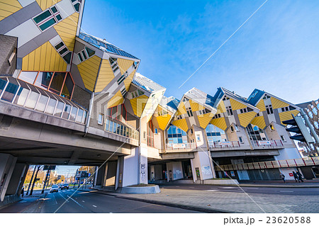 オランダ ロッテルダムのキューブハウス オランダ ロッテルダムのキューブハウス 23620588