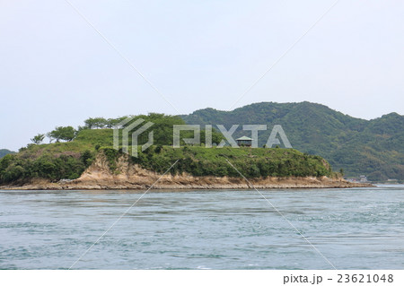 潮流体験船からみた能島 潮流体験船からみた能島 23621048