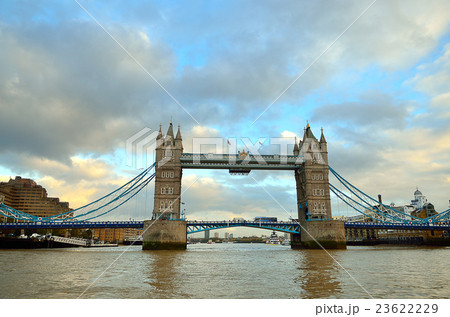 Tower Bridge in London, UK.. 23622229