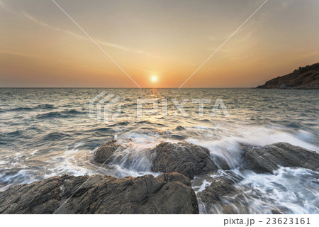 Tropical beach vacation background - waves  23623161