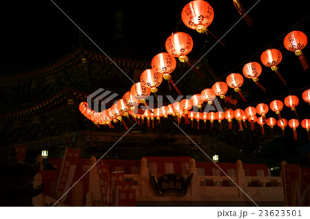 横浜中華街の媽祖廟の提灯 23623501