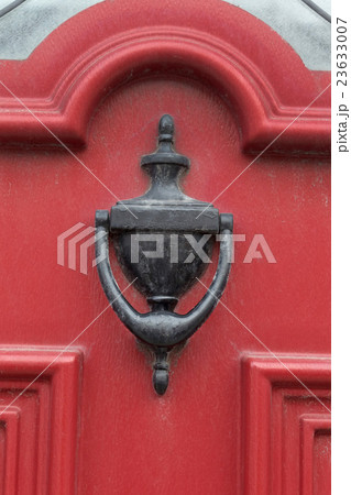古いドアノッカー　 Knock of the door 23633007