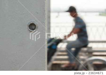 チャンティエン橋に残るベトナム戦争時の弾痕 23634671