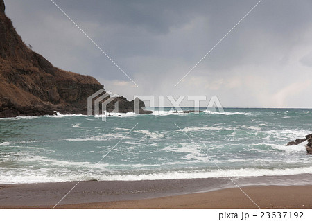 巌門の海 23637192